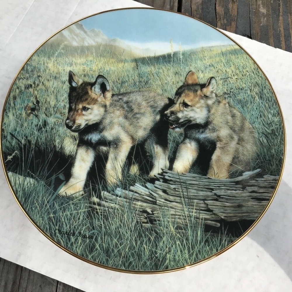 W.S. George Collector Plate "Pals" Wolves Wolf
